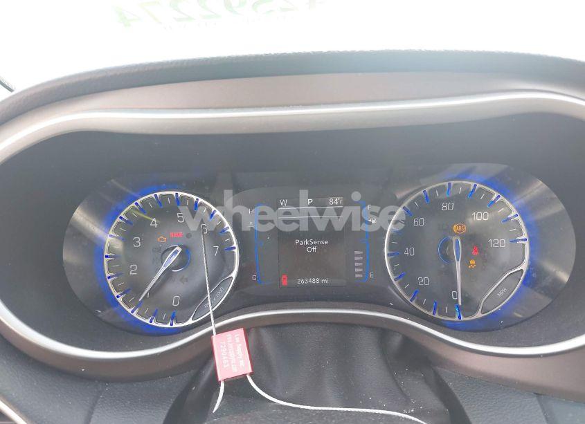 Photo 7 of 2017 Chrysler Pacifica TOURING-L (VIN 2C4RC1BGXHR535224)