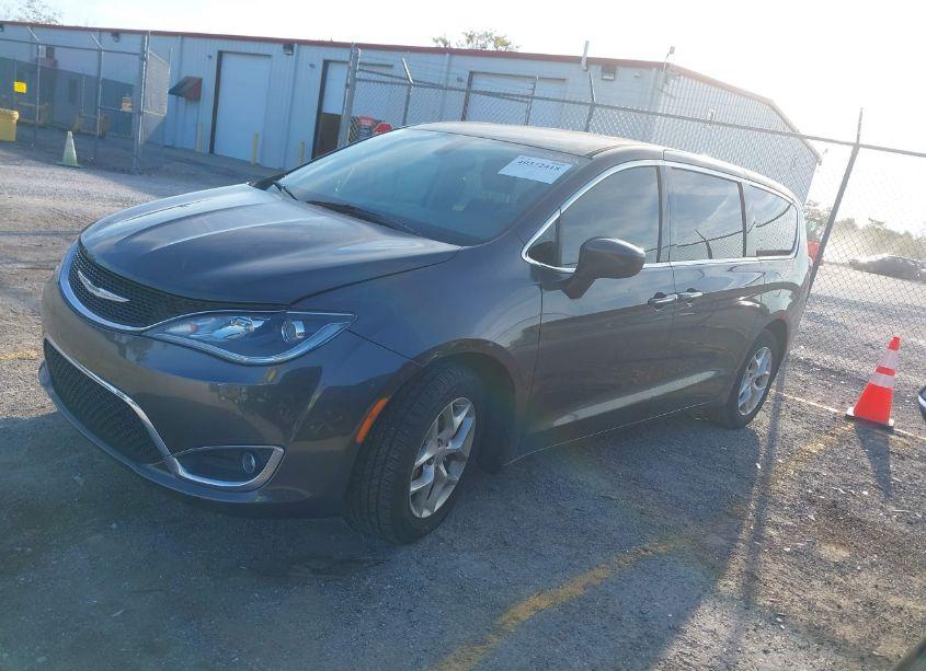 Photo 2 of 2017 Chrysler Pacifica TOURING PLUS (VIN 2C4RC1BGXHR768388)