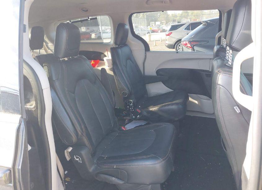 Photo 8 of 2017 Chrysler Pacifica TOURING PLUS (VIN 2C4RC1BGXHR768388)