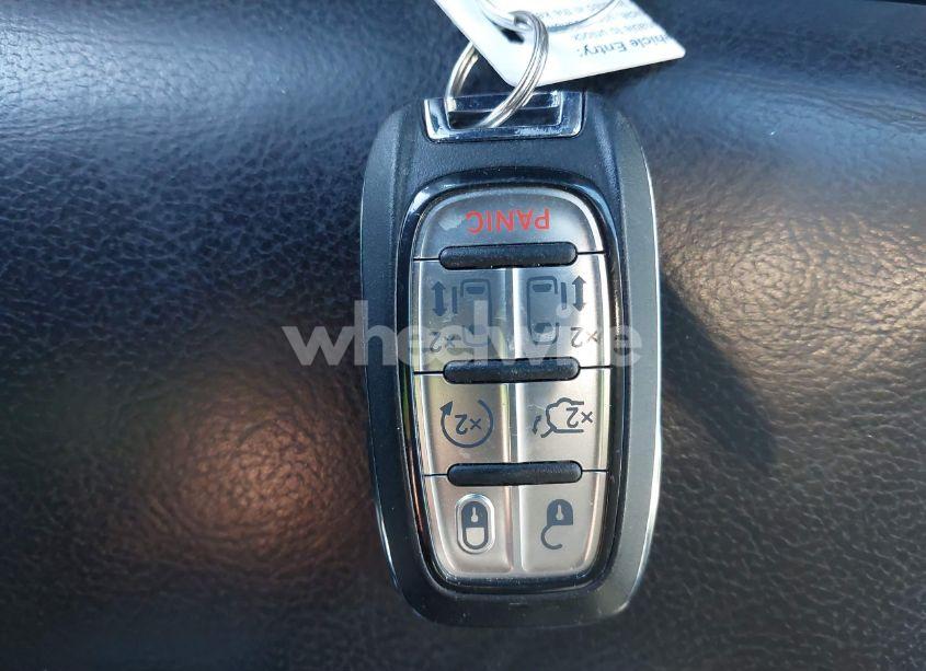 Photo 10 of 2017 Chrysler Pacifica TOURING-L (VIN 2C4RC1BGXHR805259)