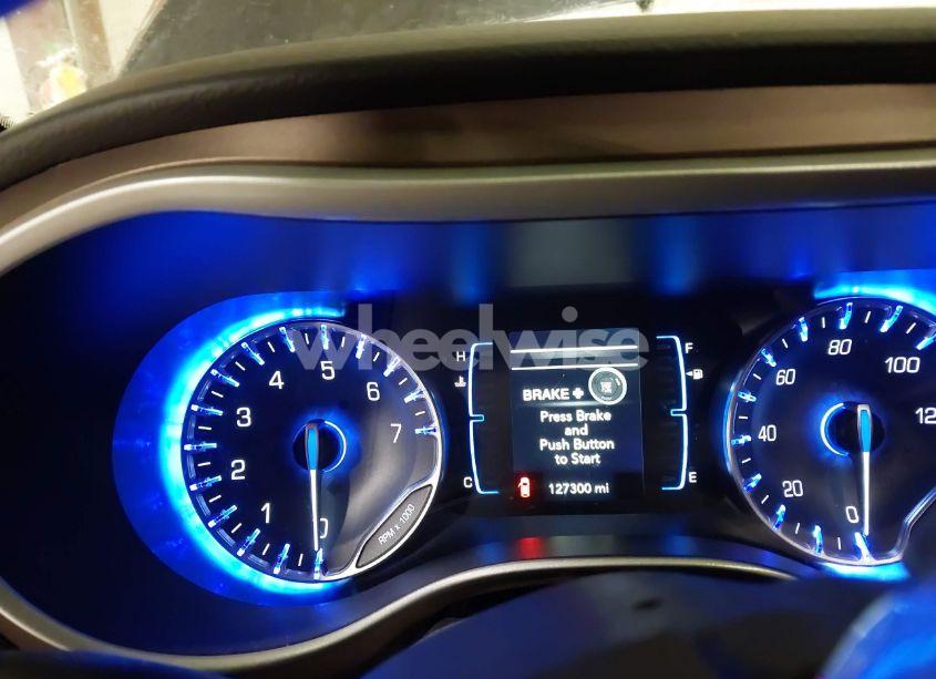 Photo 7 of 2017 Chrysler Pacifica TOURING-L (VIN 2C4RC1BGXHR820456)