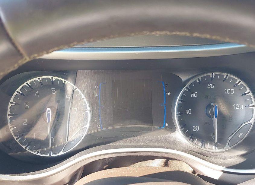 Photo 7 of 2018 Chrysler Pacifica TOURING L (VIN 2C4RC1BGXJR204035)