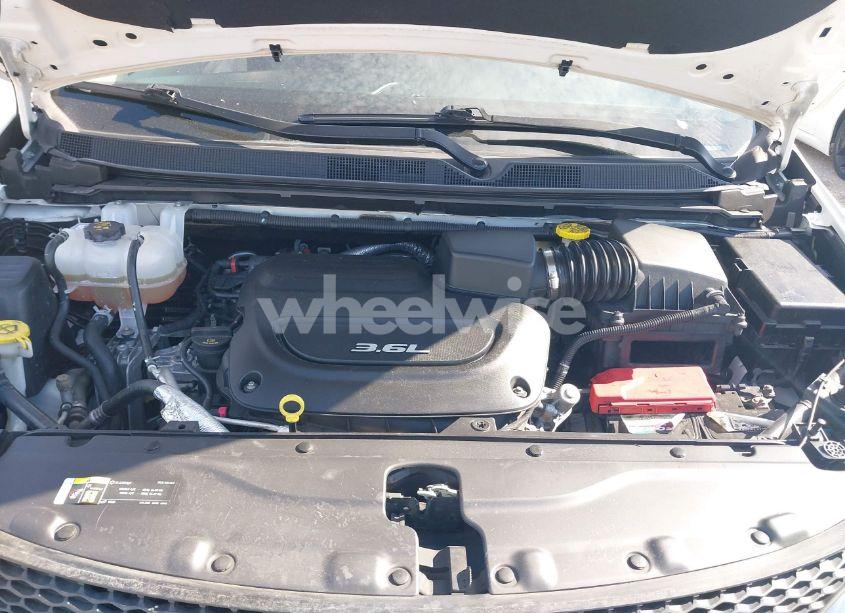 Photo 10 of 2018 Chrysler Pacifica TOURING L (VIN 2C4RC1BGXJR204505)