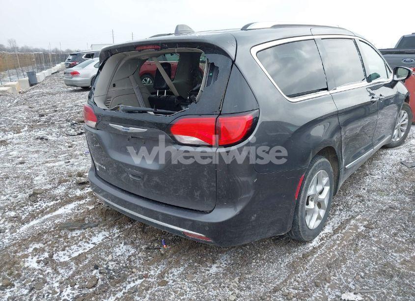 Photo 4 of 2018 Chrysler Pacifica TOURING L (VIN 2C4RC1BGXJR356171)