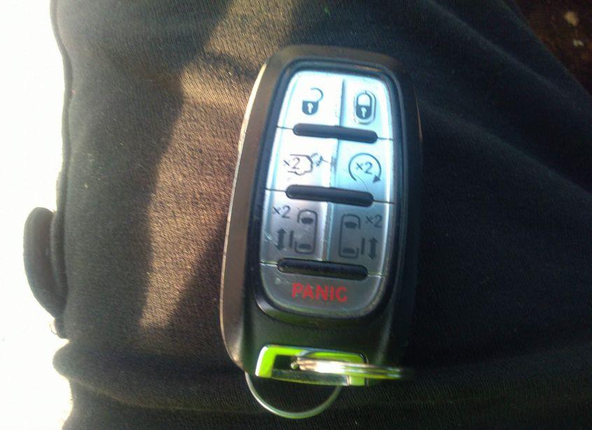 Photo 11 of 2019 Chrysler Pacifica TOURING L (VIN 2C4RC1BGXKR561393)