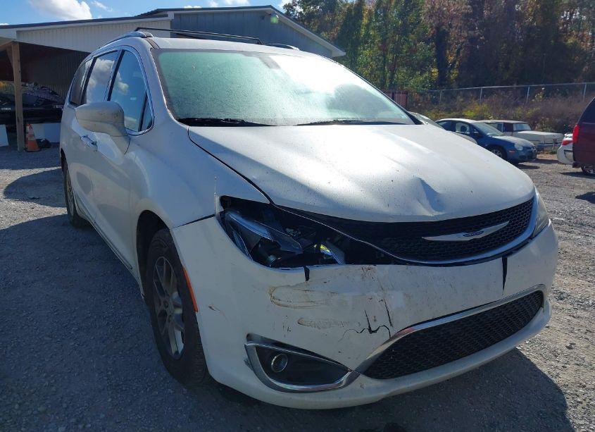 Photo 6 of 2020 Chrysler Pacifica TOURING L (VIN 2C4RC1BGXLR272189)