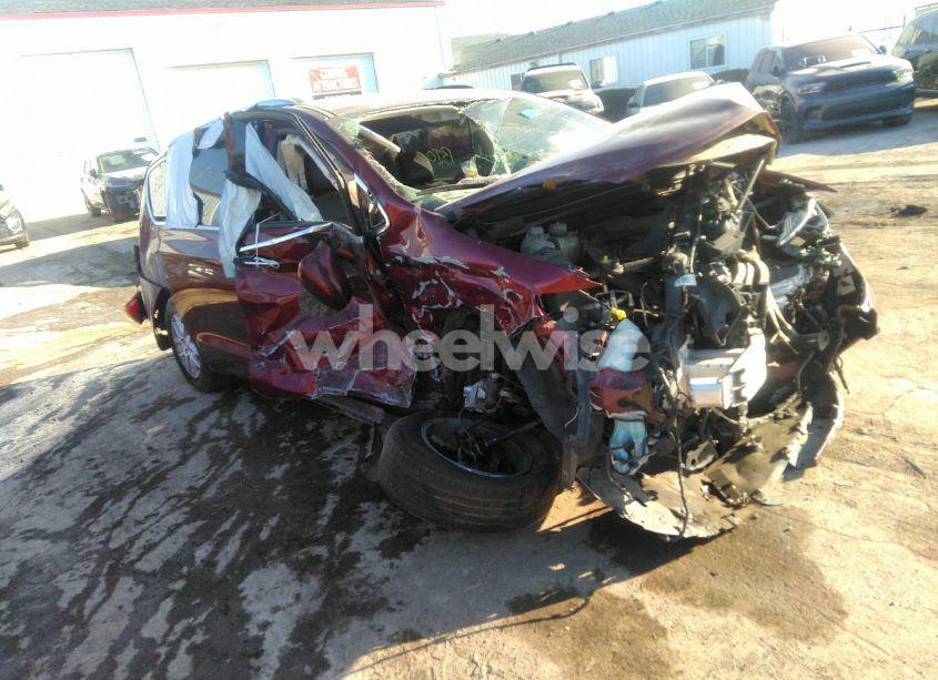 2021 Chrysler Pacifica TOURING L (VIN 2C4RC1BGXMR547643) main photo