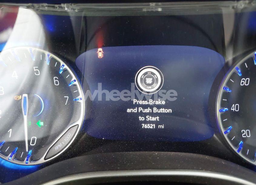 Photo 15 of 2021 Chrysler Pacifica TOURING L (VIN 2C4RC1BGXMR547643)