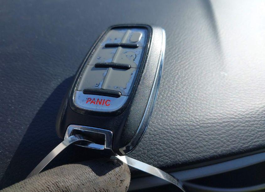 Photo 11 of 2022 Chrysler Pacifica TOURING L (VIN 2C4RC1BGXNR116978)