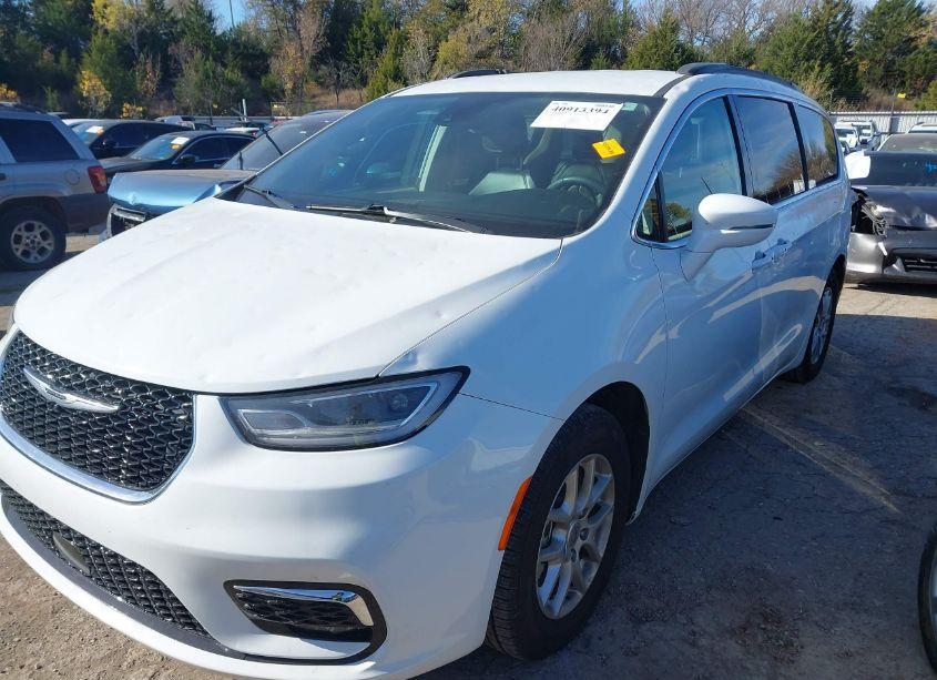 Photo 6 of 2022 Chrysler Pacifica TOURING L (VIN 2C4RC1BGXNR116978)