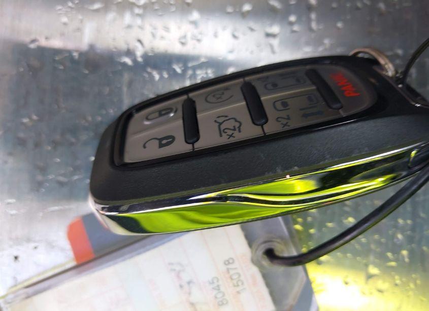 Photo 11 of 2022 Chrysler Pacifica TOURING L (VIN 2C4RC1BGXNR168241)