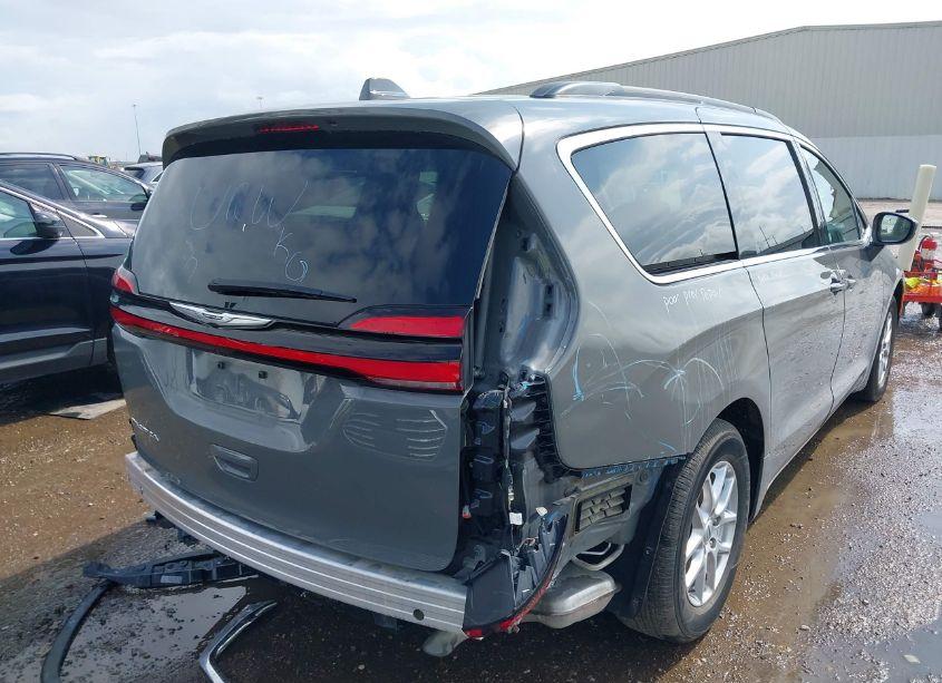 Photo 6 of 2022 Chrysler Pacifica TOURING L (VIN 2C4RC1BGXNR168241)