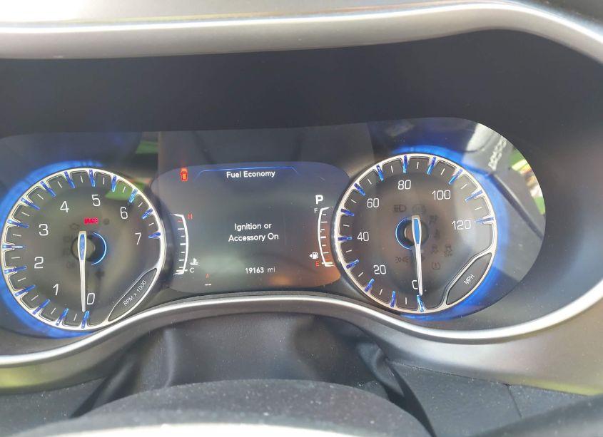 Photo 7 of 2023 Chrysler Pacifica TOURING L (VIN 2C4RC1BGXPR539501)