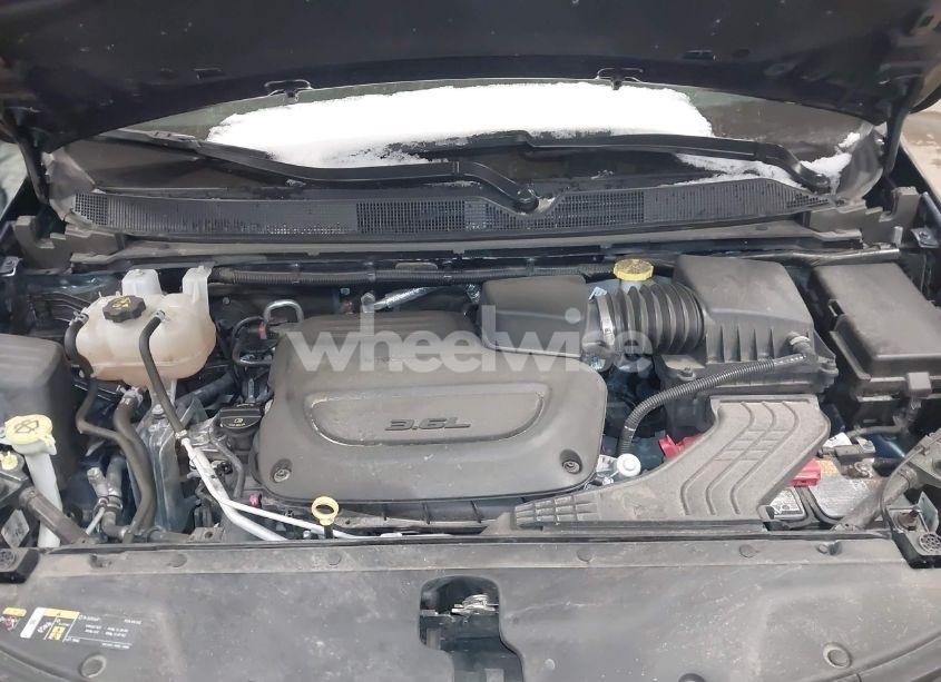 Photo 10 of 2023 Chrysler Pacifica TOURING L (VIN 2C4RC1BGXPR571753)