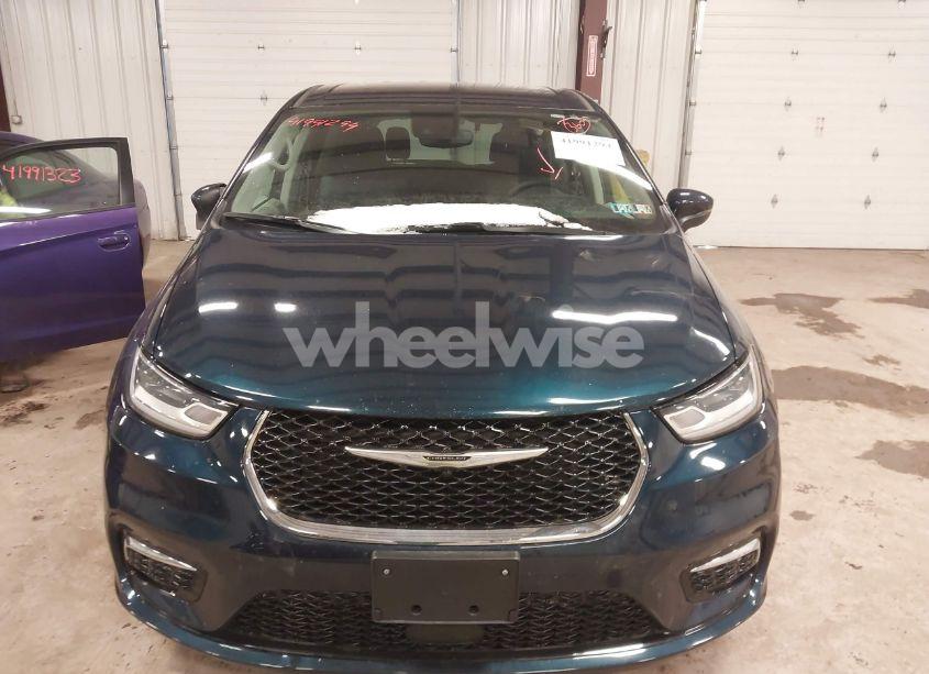 Photo 12 of 2023 Chrysler Pacifica TOURING L (VIN 2C4RC1BGXPR571753)