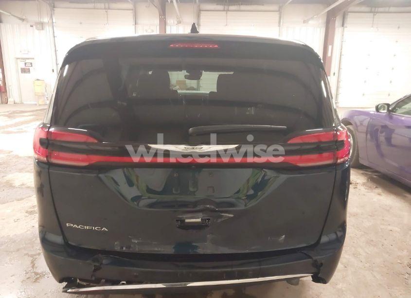 Photo 16 of 2023 Chrysler Pacifica TOURING L (VIN 2C4RC1BGXPR571753)