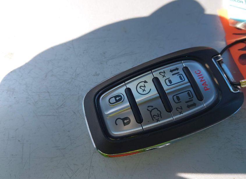 Photo 11 of 2023 Chrysler Pacifica TOURING L (VIN 2C4RC1BGXPR591212)