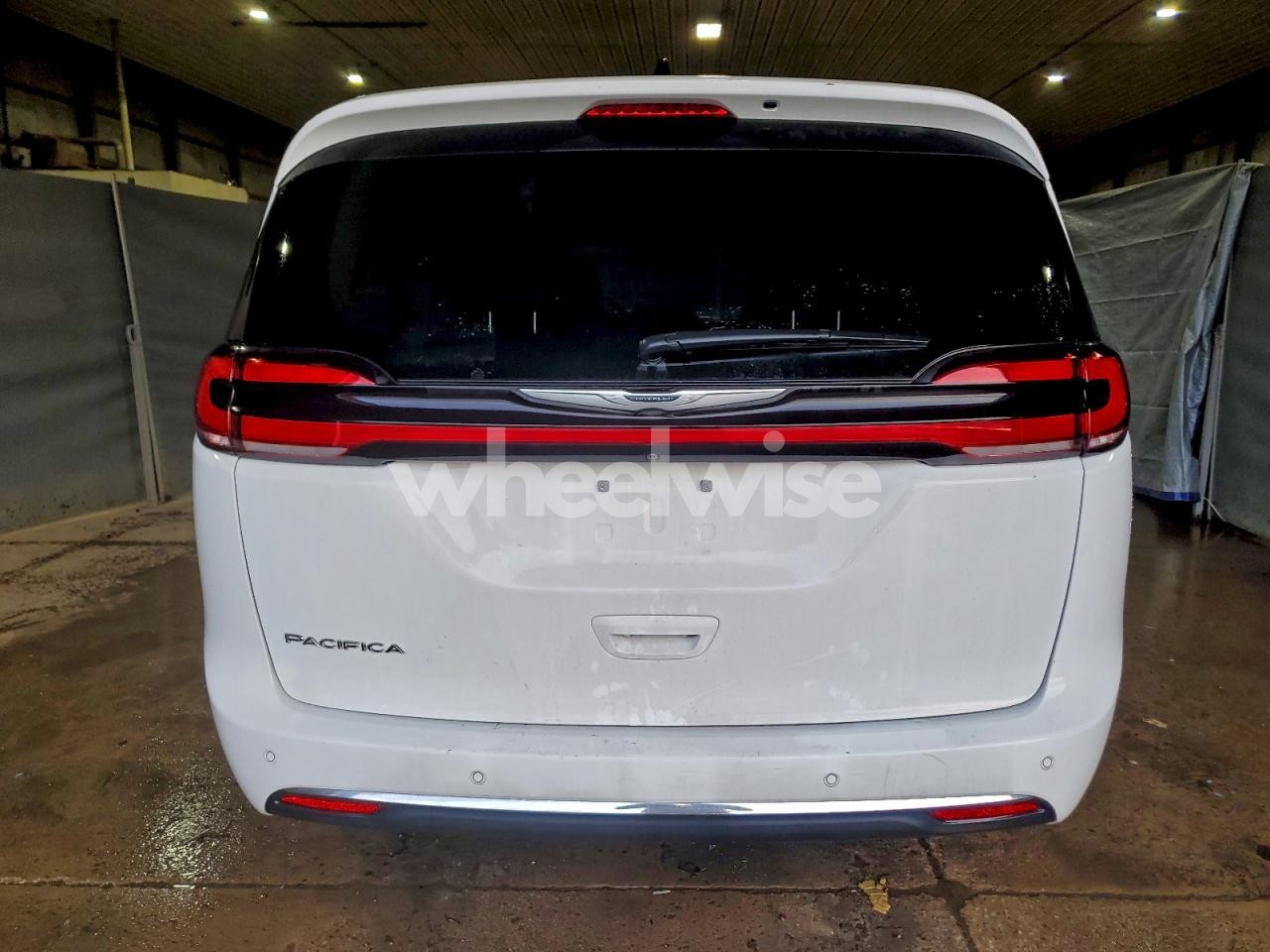 Photo 6 of 2024 CHRYSLER PACIFICA TOURING L (VIN 2C4RC1BGXRR182243)