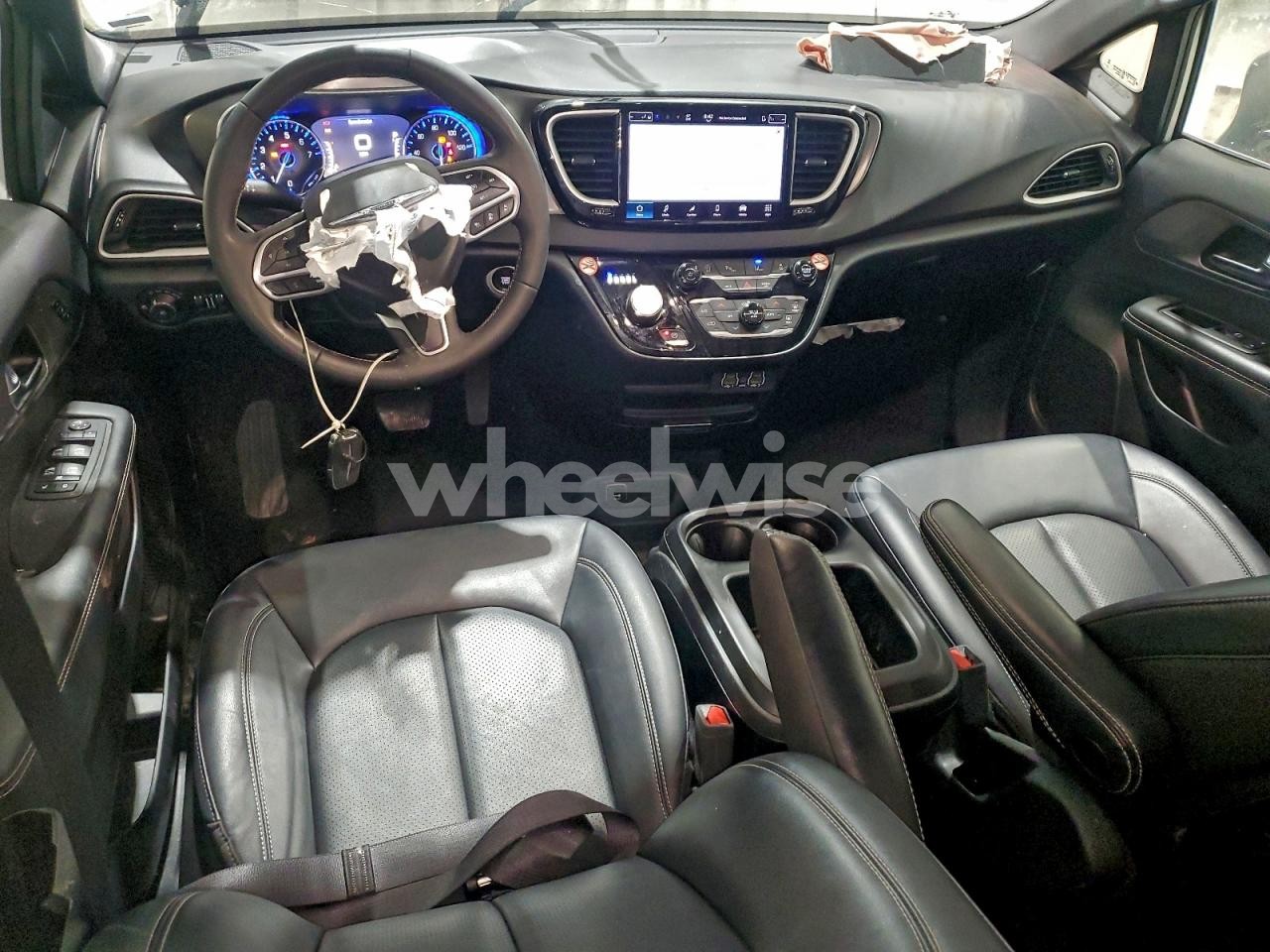 Photo 8 of 2025 CHRYSLER PACIFICA SELECT (VIN 2C4RC1BGXSR520875)