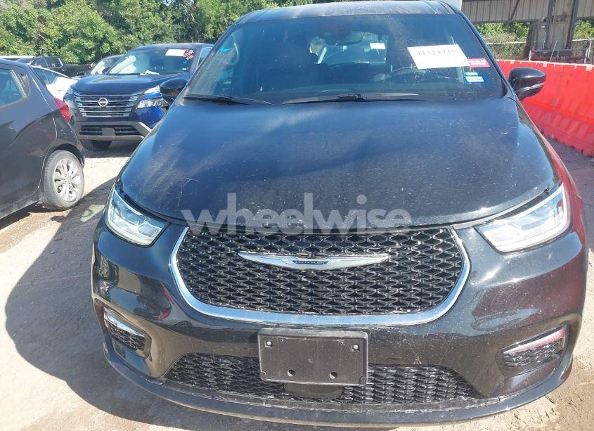 Photo 12 of 2025 Chrysler Pacifica SELECT (VIN 2C4RC1BGXSR530726)