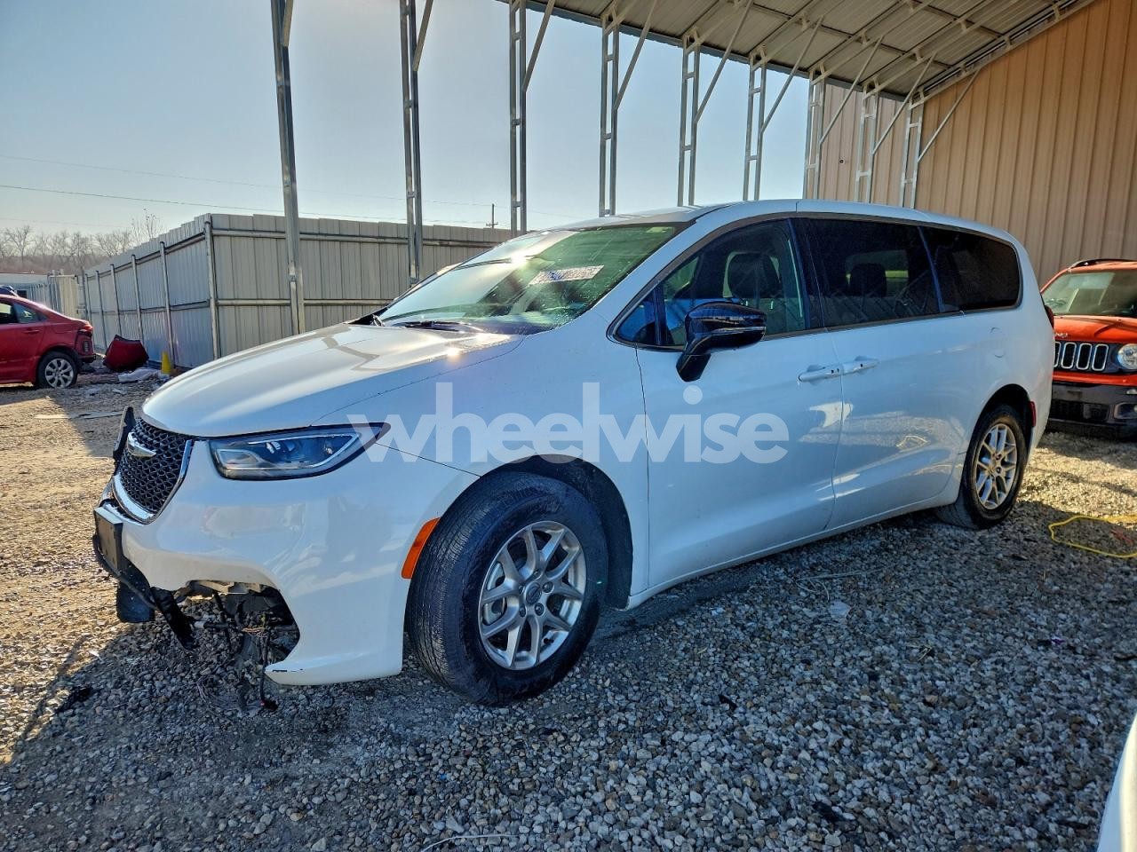 2025 CHRYSLER PACIFICA SELECT (VIN 2C4RC1BGXSR552838) main photo