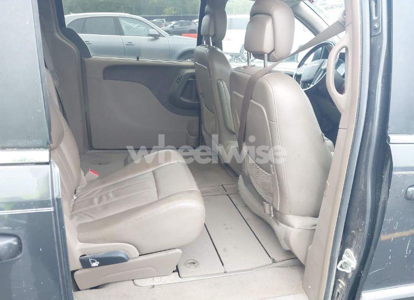 Photo 8 of 2012 Chrysler Town & COUNTRY TOURING-L (VIN 2C4RC1CG0CR135051)