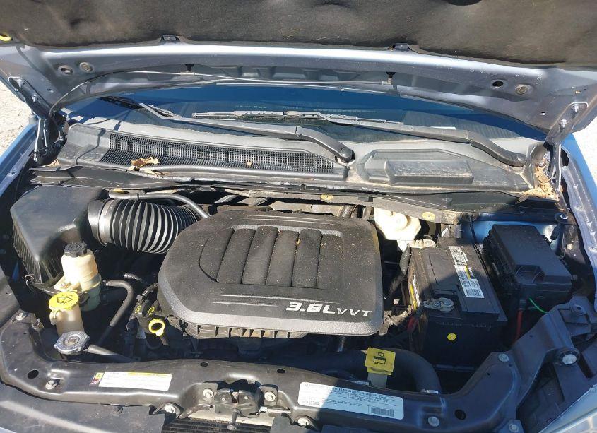 Photo 10 of 2012 Chrysler Town & COUNTRY TOURING-L (VIN 2C4RC1CG0CR175985)