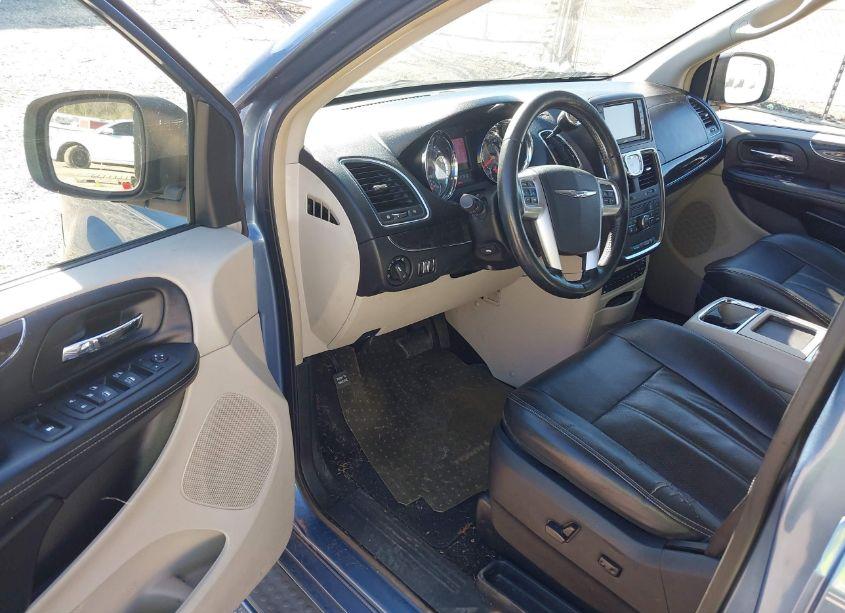 Photo 13 of 2012 Chrysler Town & COUNTRY TOURING-L (VIN 2C4RC1CG0CR175985)