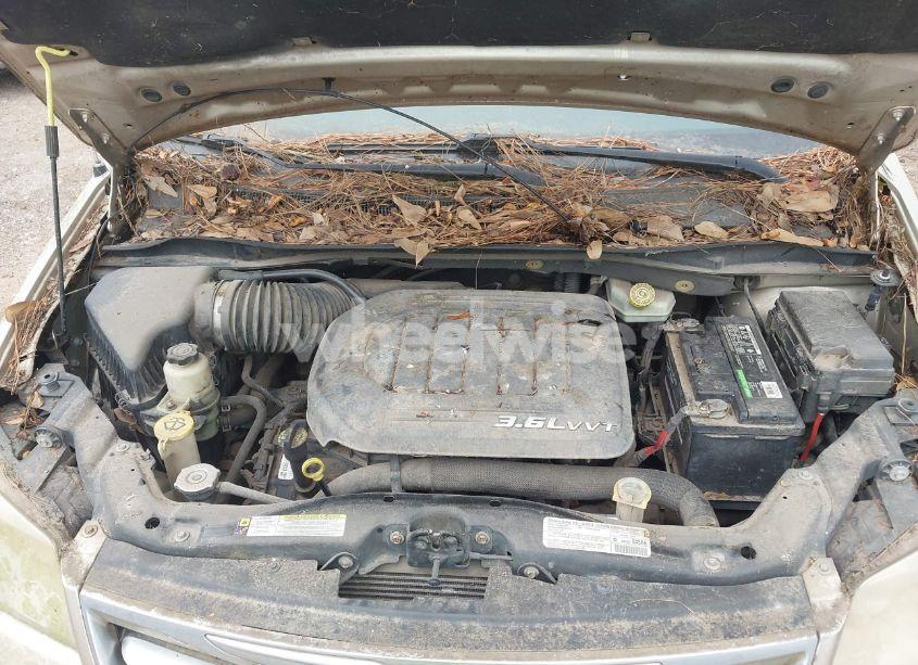 Photo 10 of 2013 Chrysler Town & COUNTRY TOURING-L (VIN 2C4RC1CG0DR508669)