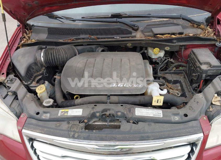 Photo 10 of 2013 Chrysler Town & COUNTRY TOURING-L (VIN 2C4RC1CG0DR712016)