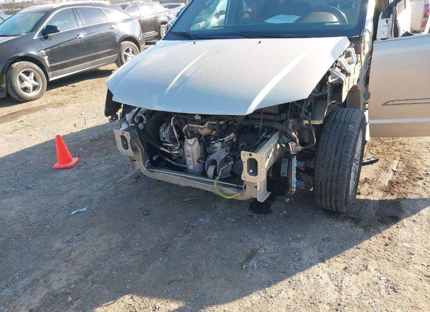 Photo 6 of 2014 Chrysler Town & COUNTRY TOURING-L (VIN 2C4RC1CG0ER108533)