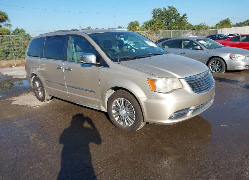 2014 Chrysler Town & COUNTRY TOURING-L (VIN 2C4RC1CG0ER116082) main photo