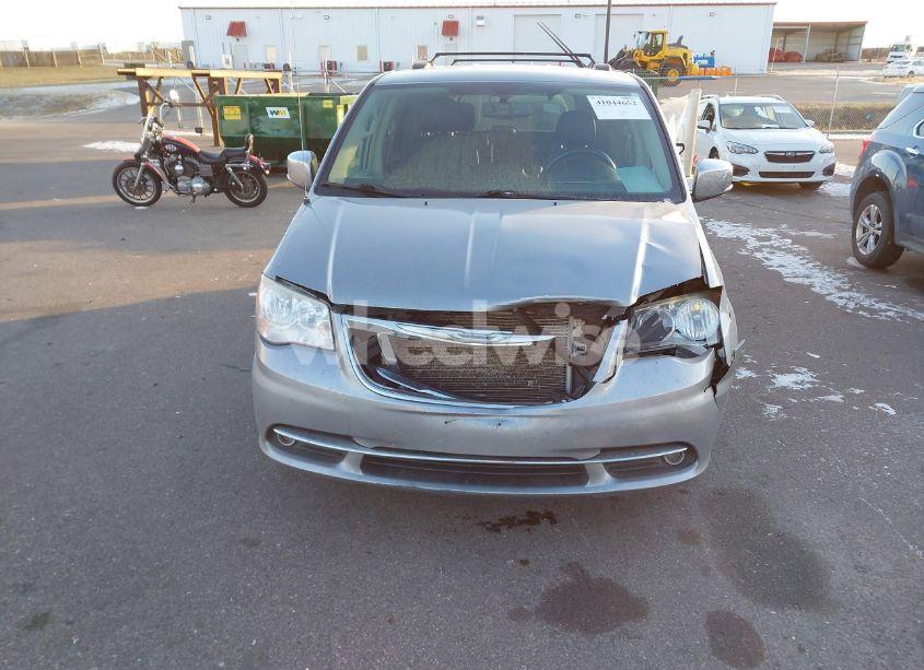 Photo 12 of 2014 Chrysler Town & COUNTRY TOURING-L (VIN 2C4RC1CG0ER168540)