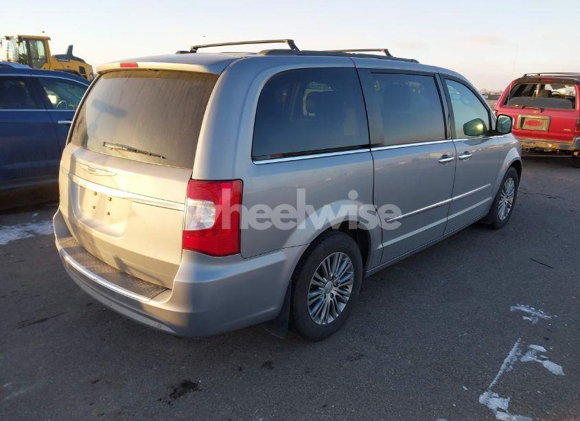 Photo 4 of 2014 Chrysler Town & COUNTRY TOURING-L (VIN 2C4RC1CG0ER168540)