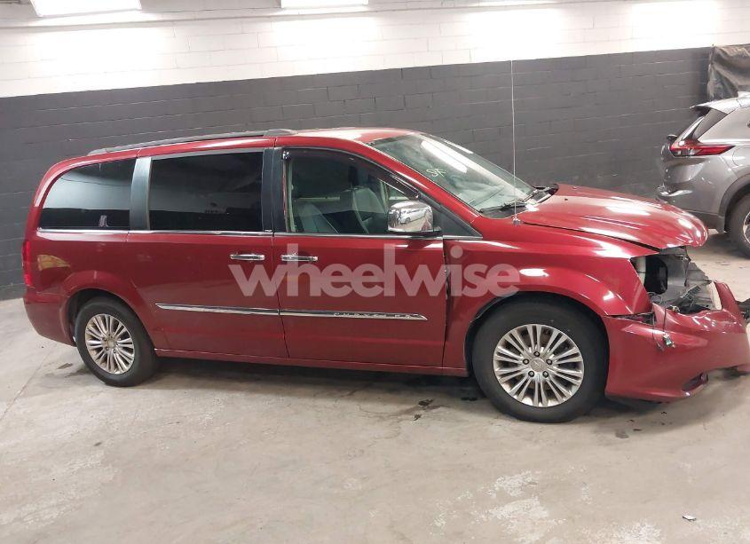 Photo 14 of 2014 Chrysler Town & COUNTRY TOURING-L (VIN 2C4RC1CG0ER237680)