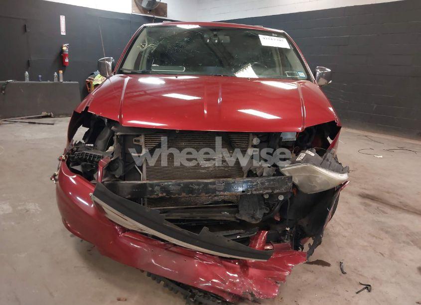 Photo 6 of 2014 Chrysler Town & COUNTRY TOURING-L (VIN 2C4RC1CG0ER237680)