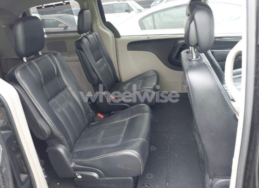 Photo 8 of 2014 Chrysler Town & COUNTRY TOURING-L (VIN 2C4RC1CG0ER408959)