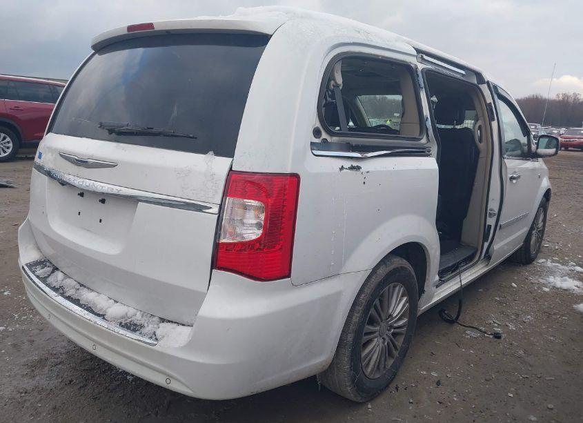 Photo 4 of 2014 Chrysler Town & COUNTRY TOURING-L 30TH ANNIVERSARY (VIN 2C4RC1CG0ER455361)