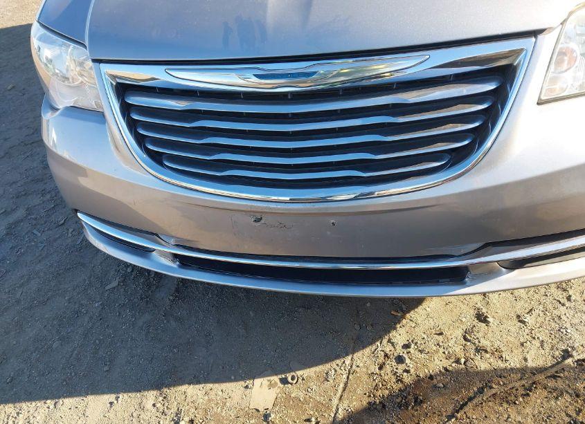 Photo 17 of 2015 Chrysler Town & COUNTRY TOURING-L (VIN 2C4RC1CG0FR554733)