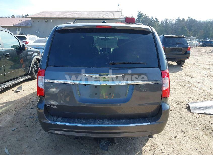 Photo 16 of 2015 Chrysler Town & COUNTRY TOURING-L (VIN 2C4RC1CG0FR602800)