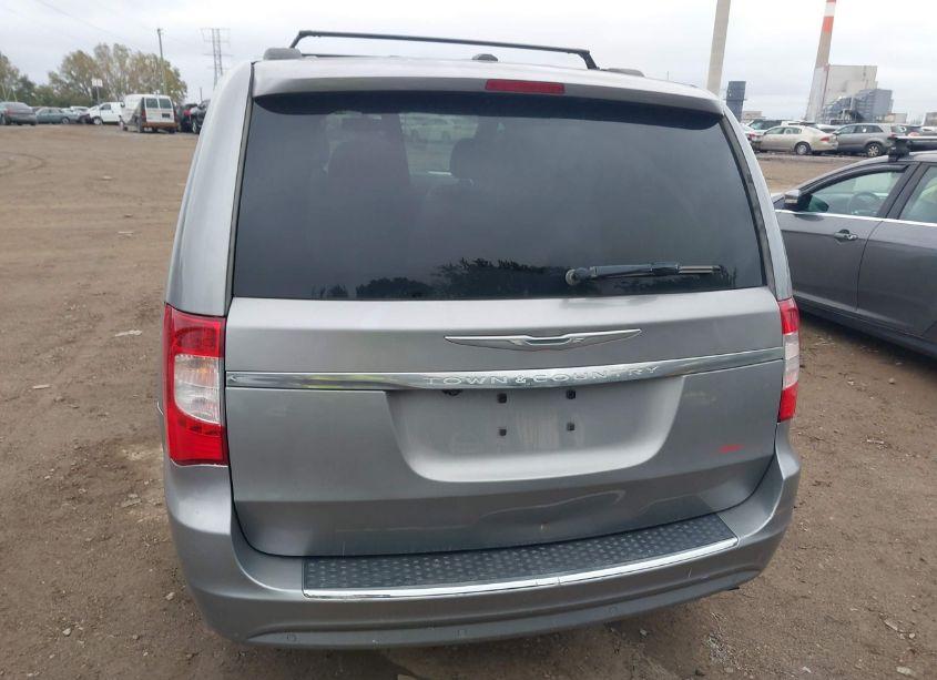 Photo 16 of 2015 Chrysler Town & COUNTRY TOURING-L (VIN 2C4RC1CG0FR655755)