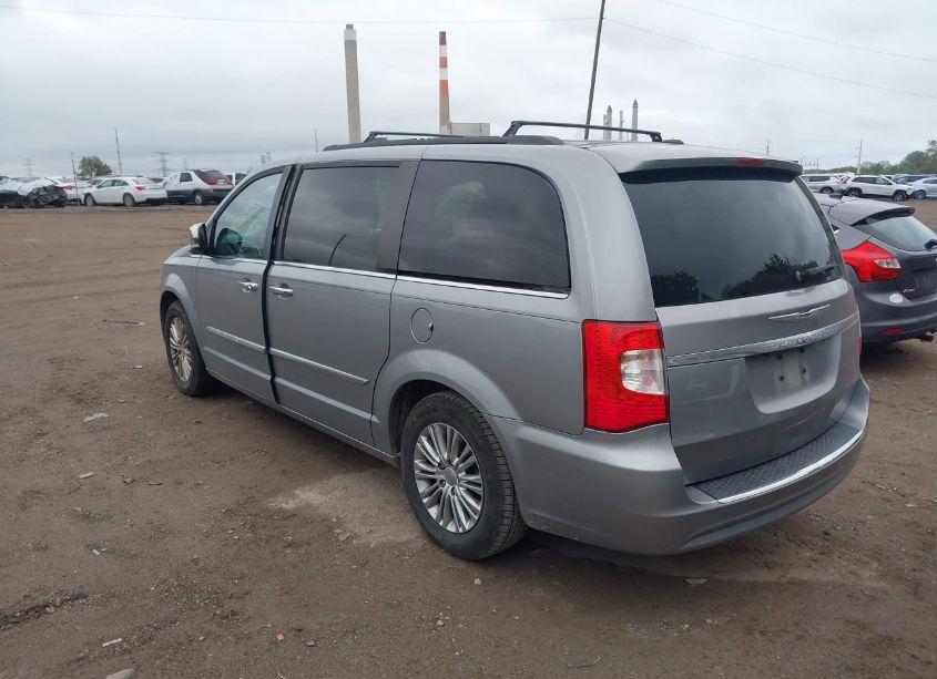 Photo 3 of 2015 Chrysler Town & COUNTRY TOURING-L (VIN 2C4RC1CG0FR655755)