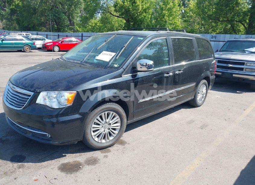 Photo 2 of 2015 Chrysler Town & COUNTRY TOURING-L (VIN 2C4RC1CG0FR662754)