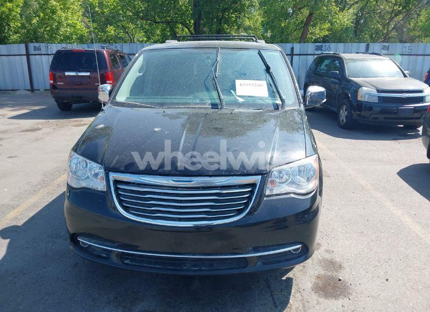 Photo 6 of 2015 Chrysler Town & COUNTRY TOURING-L (VIN 2C4RC1CG0FR662754)