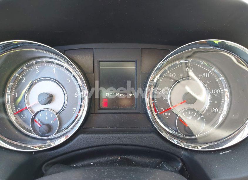 Photo 15 of 2016 Chrysler Town & COUNTRY TOURING-L (VIN 2C4RC1CG0GR207663)