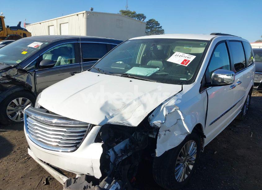 Photo 6 of 2016 Chrysler Town & COUNTRY TOURING-L (VIN 2C4RC1CG0GR207663)