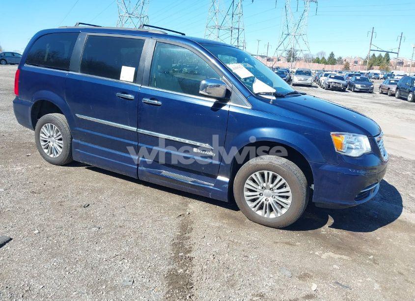 2016 Chrysler Town & COUNTRY TOURING-L (VIN 2C4RC1CG0GR283271) main photo