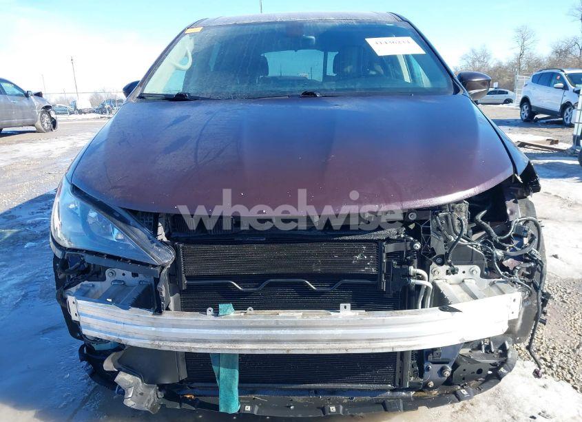 Photo 13 of 2017 Chrysler Pacifica LX (VIN 2C4RC1CG0HR824028)