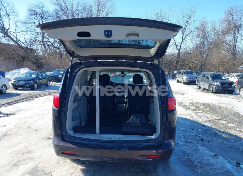 Photo 17 of 2017 Chrysler Pacifica LX (VIN 2C4RC1CG0HR824028)