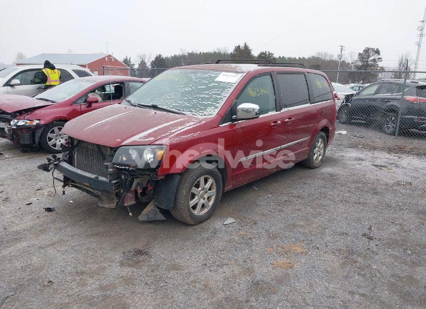 Photo 2 of 2012 Chrysler Town & COUNTRY TOURING-L (VIN 2C4RC1CG1CR143904)